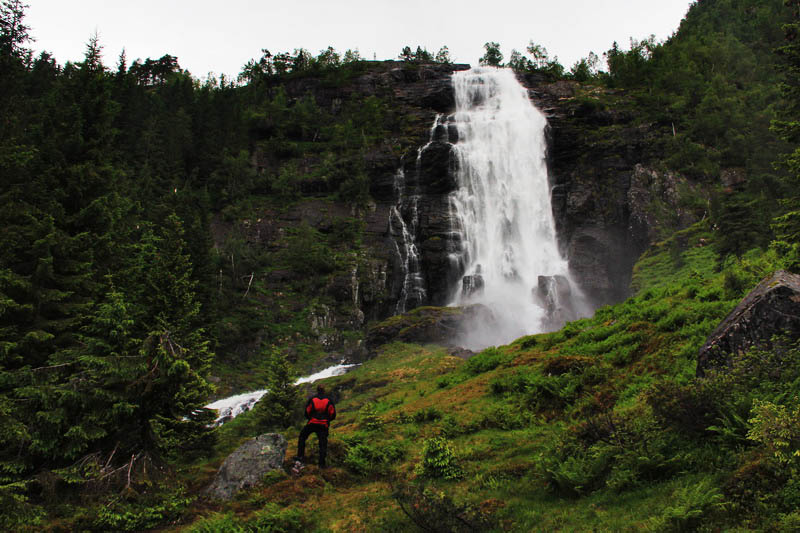 Норвегия, водопад Espelandsfossen