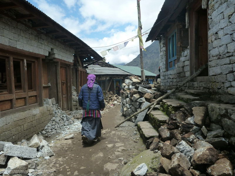 разрушенные землетрясением в непале дома