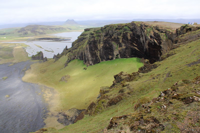 скалы Дюрхолей в Исландии