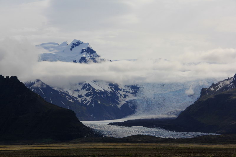 самый большой ледник Исландии Ватнадйокудль