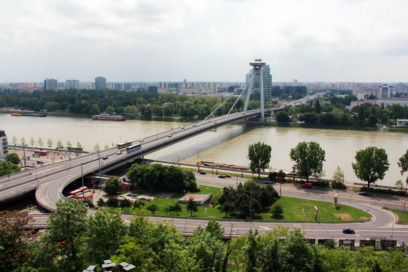 мост Словацкого национального восстания в Братиславе