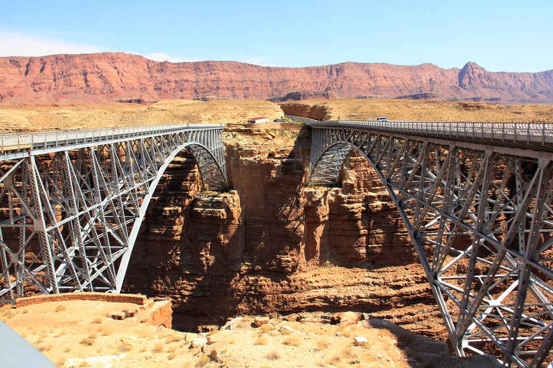 Два моста, через Мраморный каньон